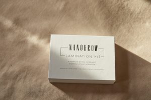 Zelf Mijn Wenkbrauwen Lamineren Thuis – Een Paar Woorden Over Nanobrow Lamination Kit…